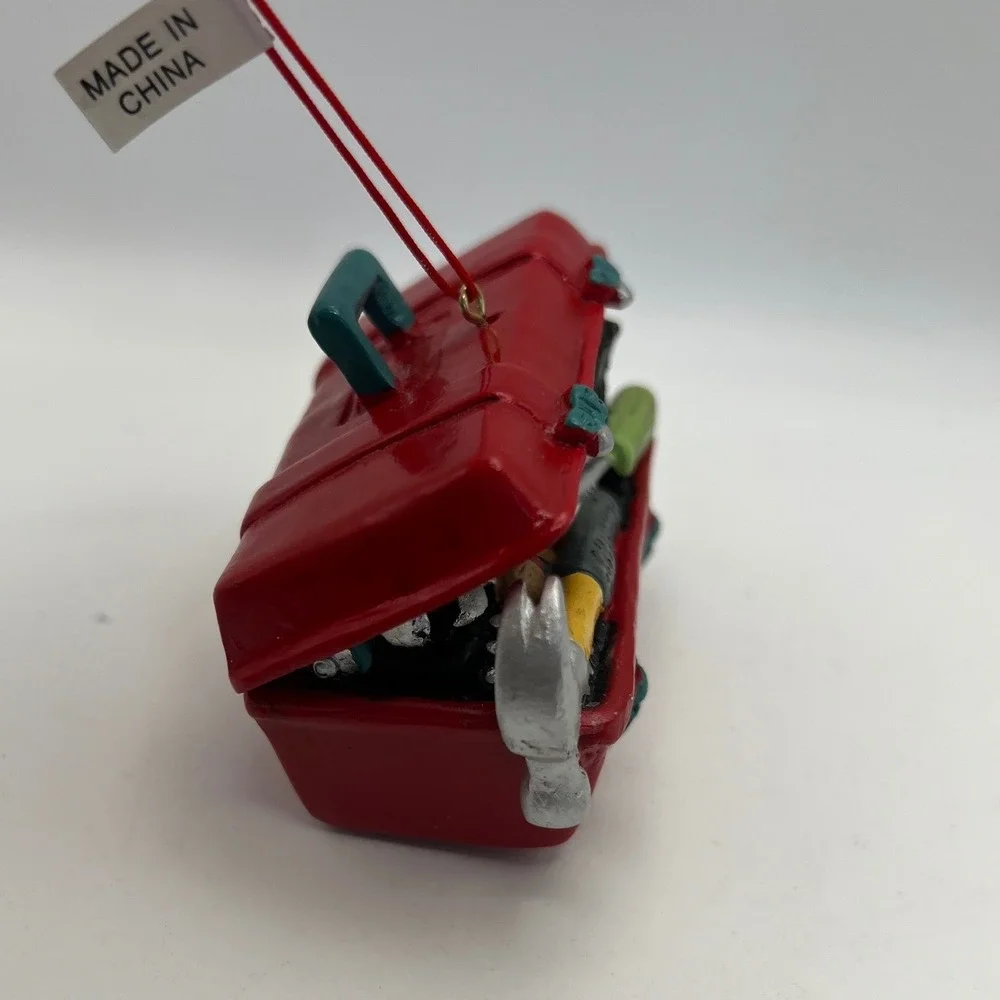 Hallmark toolbox christmas